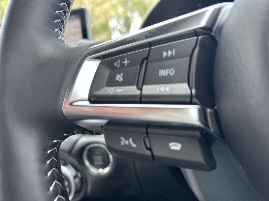 Mazda MX-5 RF Photo baa30ebb-c256-4288-a625-fad74d11059c.jpg