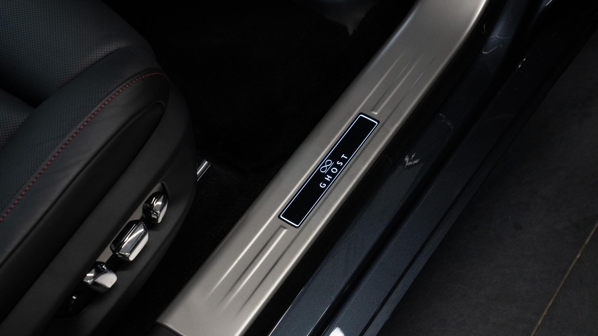 Rolls-Royce Ghost Photo baaaab91-e9ed-4347-975a-d6255162db9d.jpg