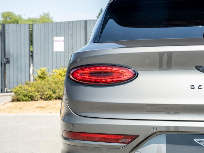 BENTLEY Bentayga  Photo 46