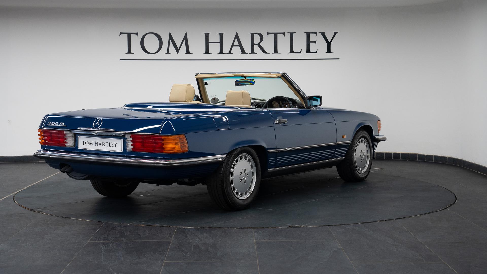 Mercedes-Benz 300 SL Photo bac54801-fc01-4684-a11c-cca3cf1ecd65.jpg