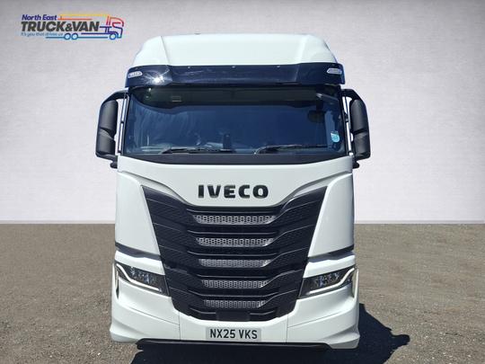 Iveco S-WAY 530hp Photo