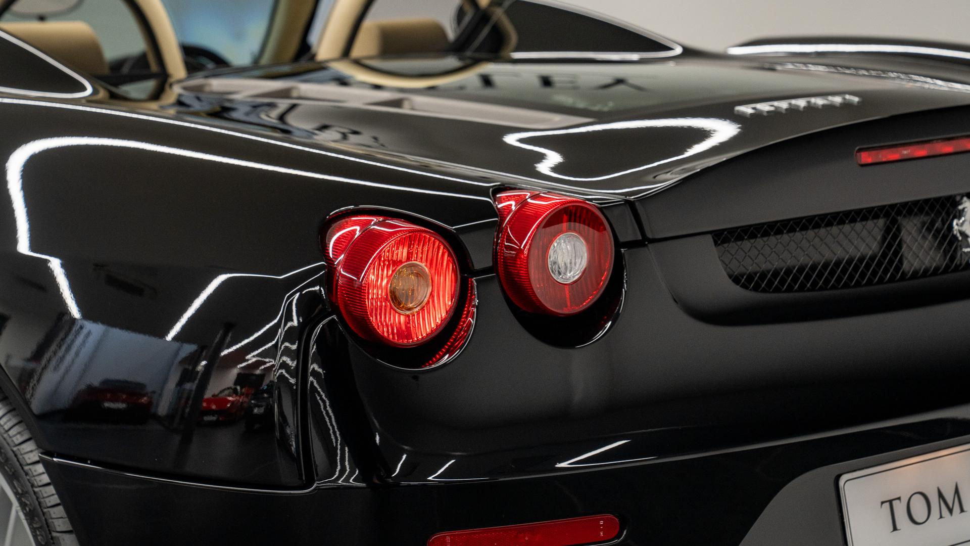 Ferrari F430 Photo bae5e66f-1e3d-43ee-9fcb-6feedd03f035.jpg