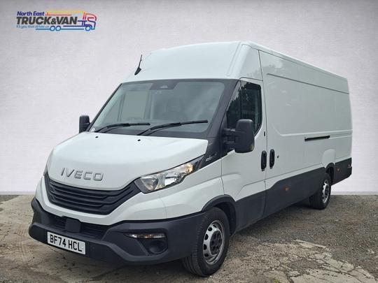 Iveco DAILY LWB AUTO Photo