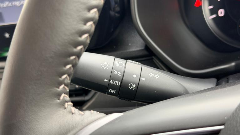 Used Suzuki Swift WM25RLU 12