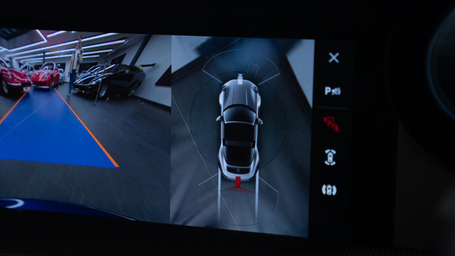 Porsche 911 Photo baf7c6b4-acc8-40f0-9438-ec3e707a77bc.jpg