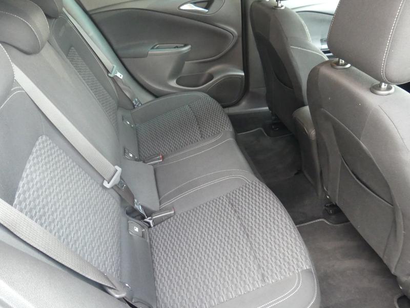 Vauxhall Astra Photo baf899a4-dc83-4ec2-b7c5-10b6ff3deb8a.jpg