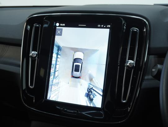 Volvo XC40 Photo bb0b8cb4-6798-4c5a-aa67-a4bef60ed63a.jpg
