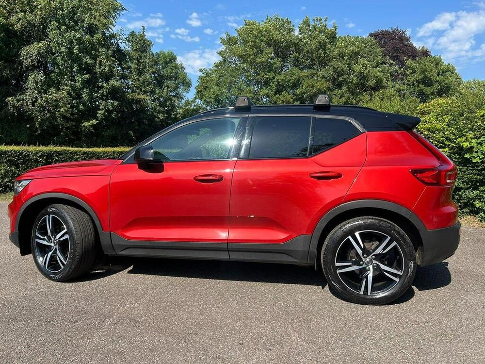 Used Volvo XC40 HN22CJV 9