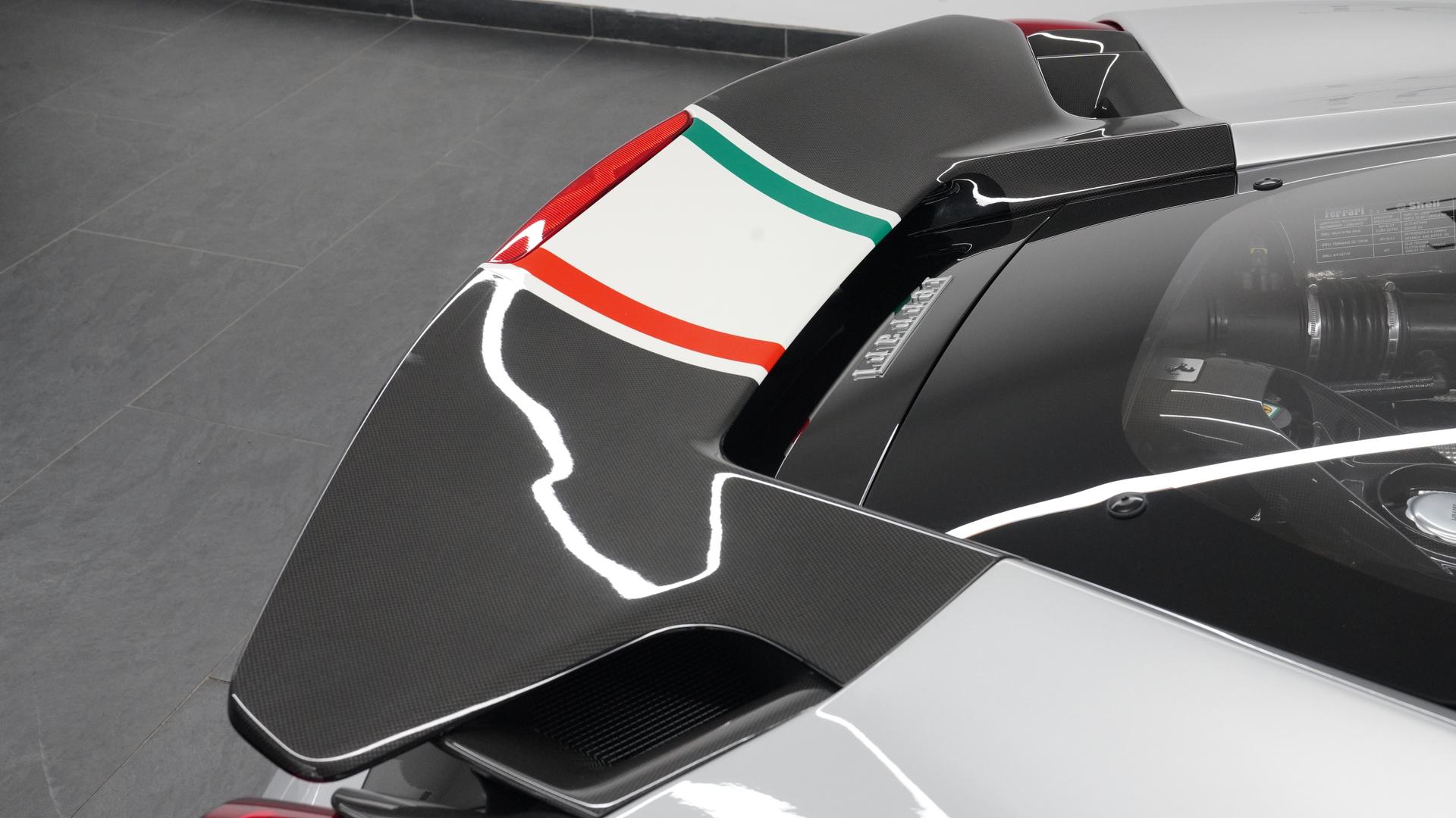 Ferrari 488 Pista Photo bb14b0c1-074e-4698-80fb-06923da1b98b.jpg