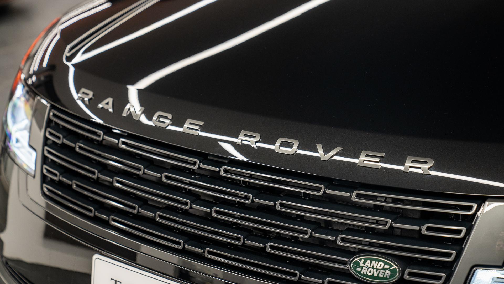 Land Rover Range Rover Photo bb15ac20-8214-42b1-b7d3-5e2807450270.jpg
