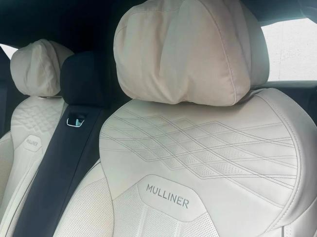 BENTLEY Bentayga Photo 19