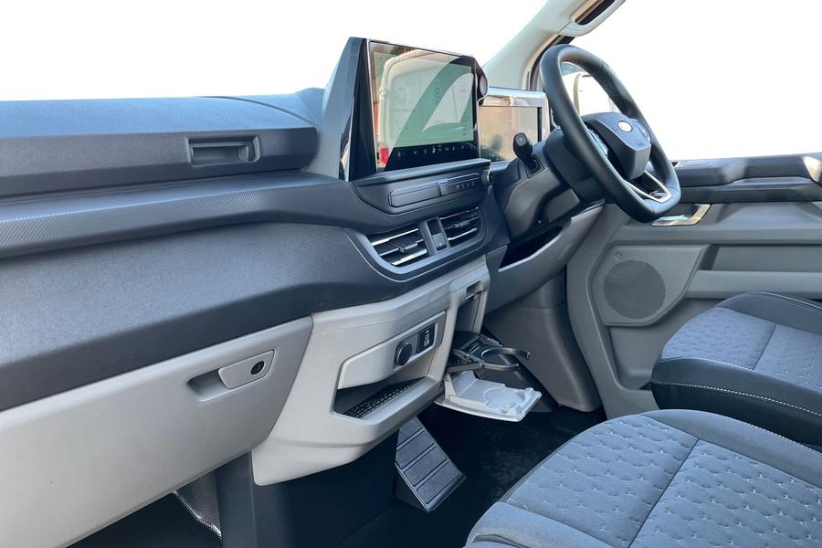 Ford TRANSIT CUSTOM Photo bb2310c1-d6ae-4f6c-8356-eb1816bba494.jpg