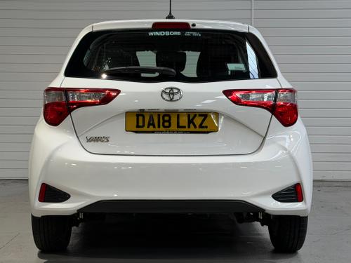 Toyota Yaris Photo bb2587d8-cf39-413d-9b25-43fcb6e9daf8.jpeg