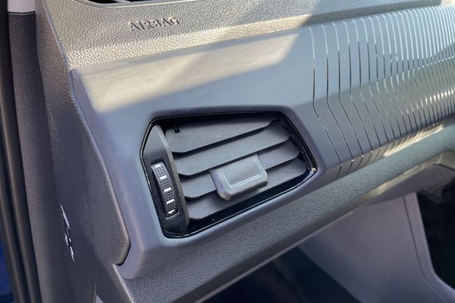 VOLKSWAGEN T-Cross Photo 38