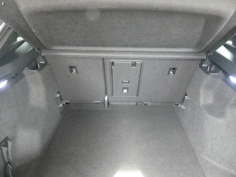 Volkswagen ID.4 Photo bb331cf4-263a-4e41-91bb-45855f672429.jpg