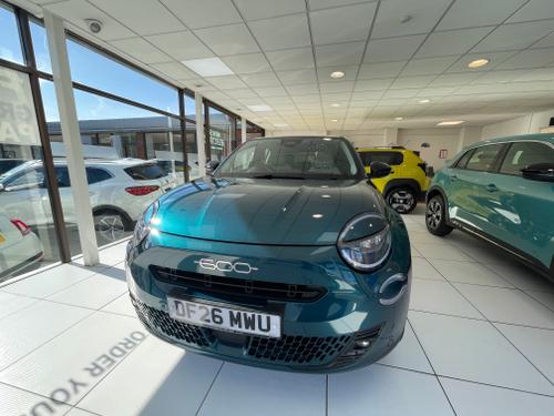 Fiat 600 Photo bb39bd1c-038f-47b3-b209-5ed2055c7942.jpeg