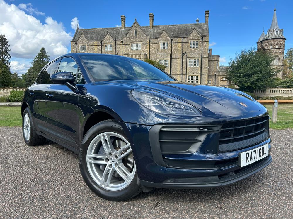 Used Porsche Macan RA71BBJ 4