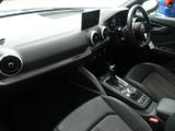 Audi Q2 Photo 15
