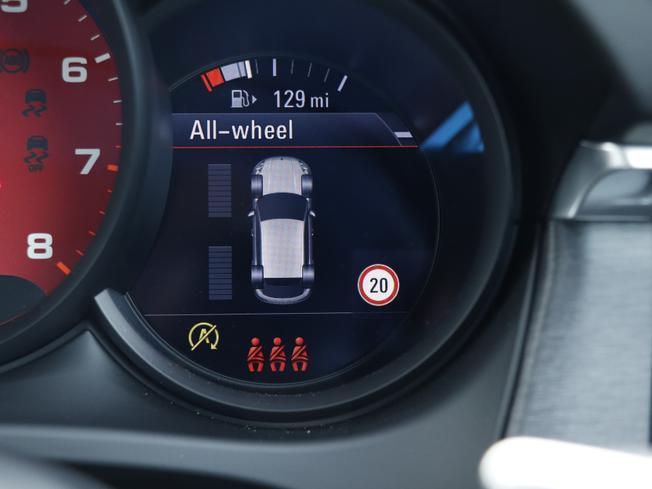 PORSCHE Macan Photo 28