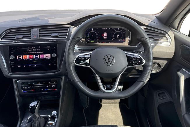 VOLKSWAGEN Tiguan Photo 13