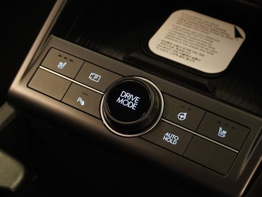 Hyundai KONA Photo bb83a649-ed94-4cc7-9324-8419784b0e26.jpg