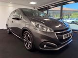 Peugeot 208 Photo 2