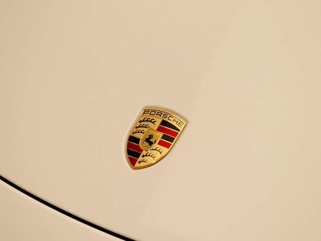 PORSCHE 718 Cayman Photo 31