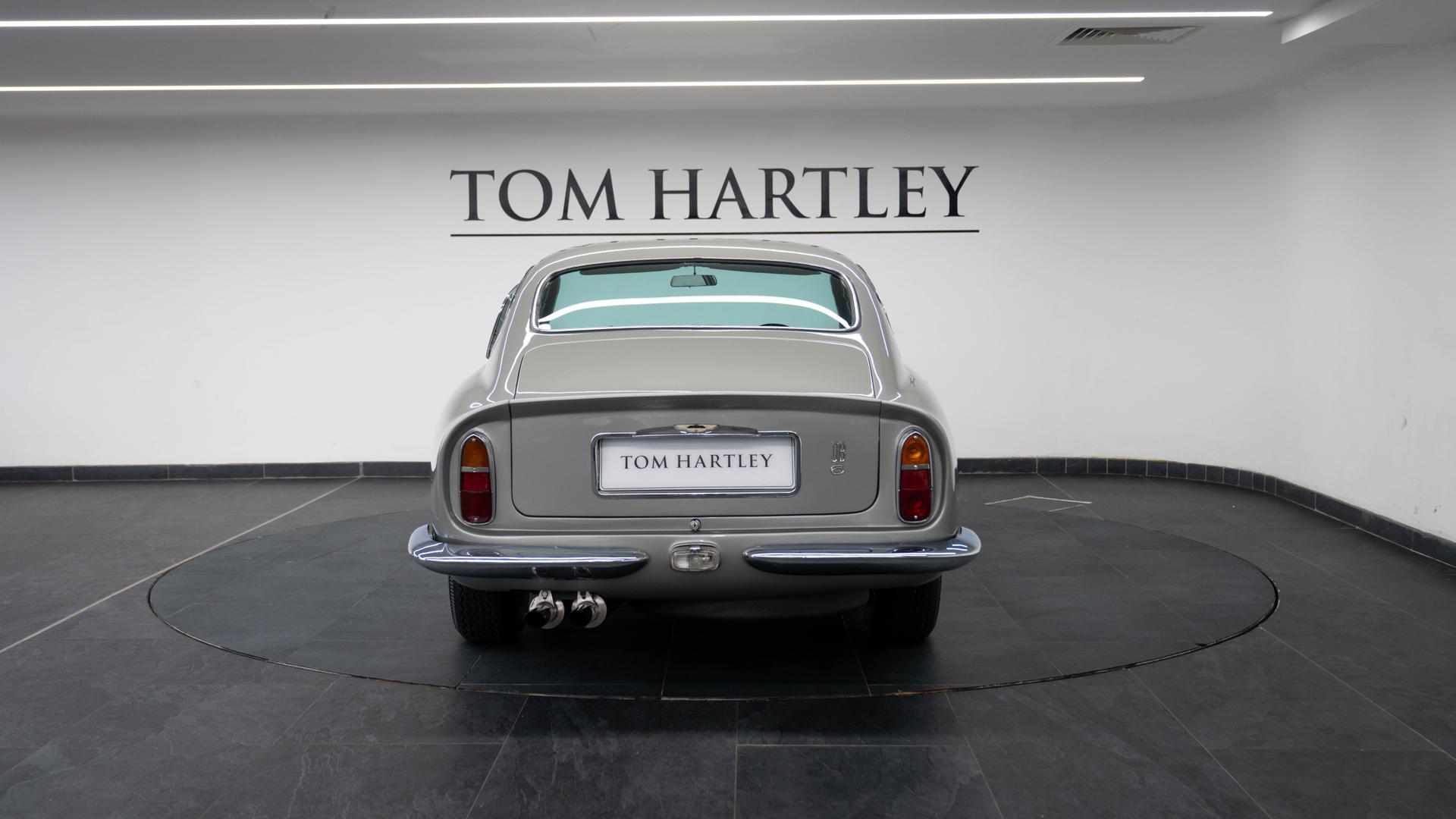 Aston Martin DB6 Photo bb9e2e51-d9c3-46a8-8f48-c318e5681929.jpg