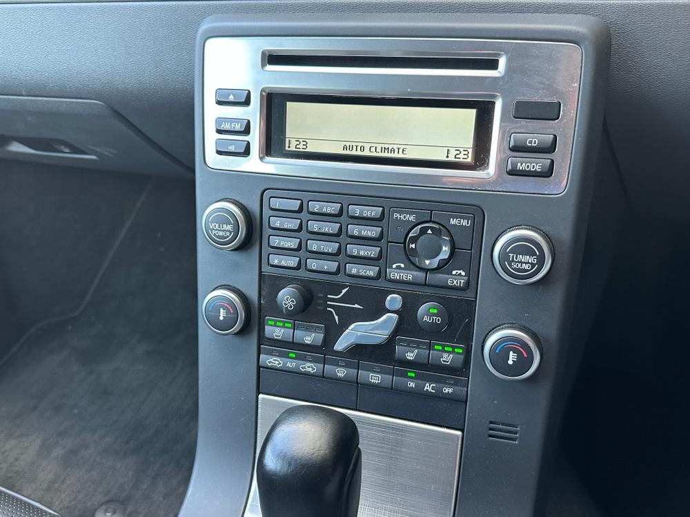 Used Volvo V70 LF10BCO 23