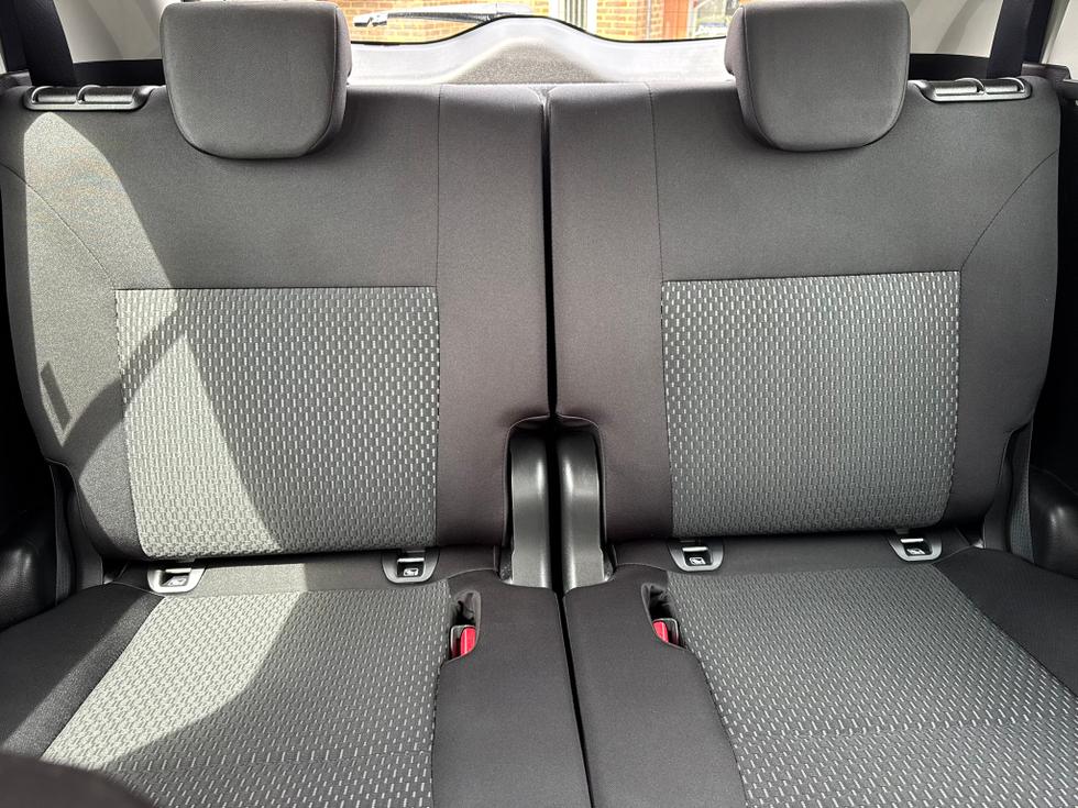Suzuki Ignis Photo bbf47e58-d379-457d-bda5-612ccc0cd888.JPEG