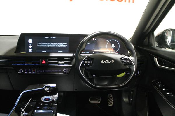 Kia EV6 77.4kWh GT Hatchback 5dr Electric Auto AWD (576 bhp) Photo 8