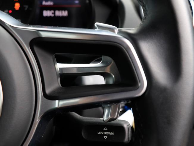 PORSCHE Cayman Photo 26