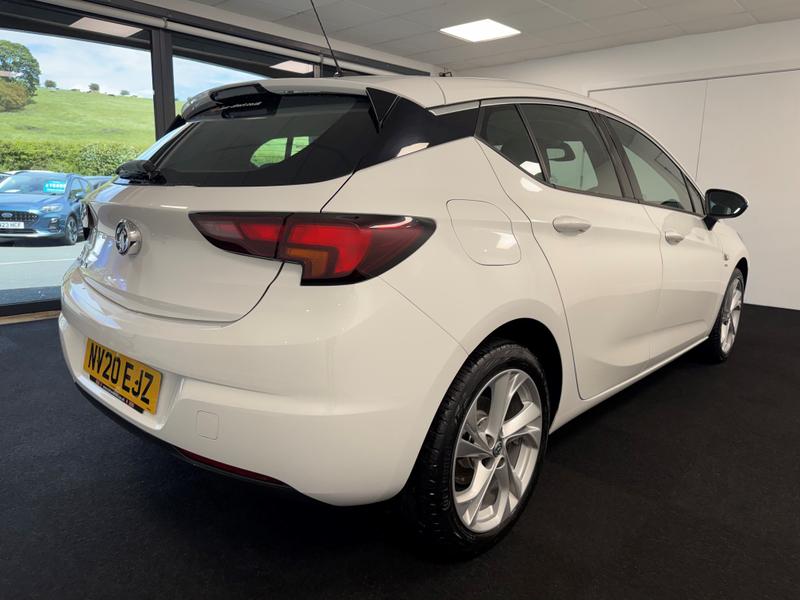 Vauxhall Astra Photo bc10886e-4b2b-4737-8613-13d6ac6041d8.jpg