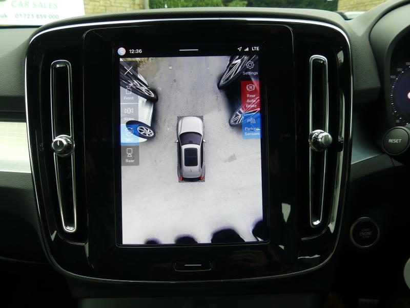 Volvo XC40 Photo bc129c1d-4f11-4560-97b4-466f206db8f3.jpg