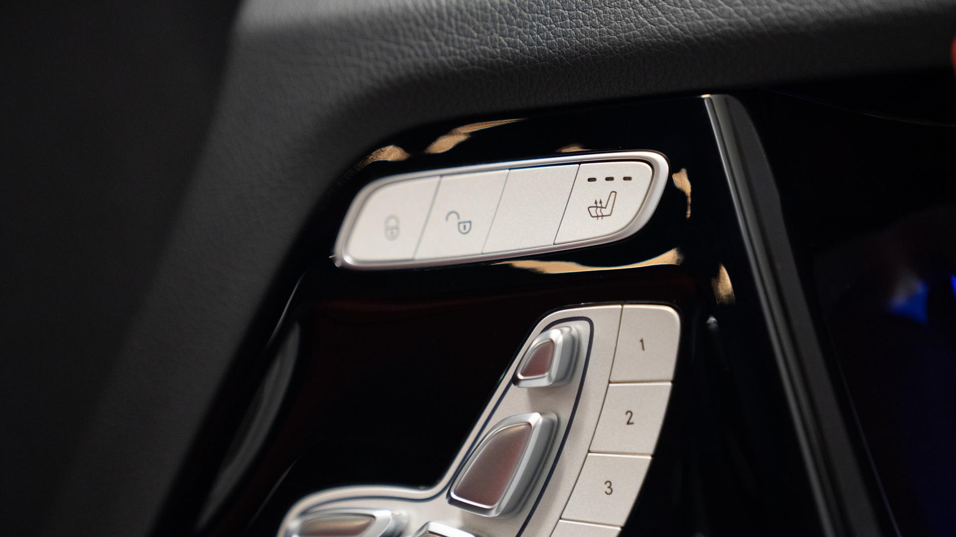 Mercedes-Benz G63 AMG Photo bc1c54bf-8200-43e4-82ce-37a760e3b0f2.jpg