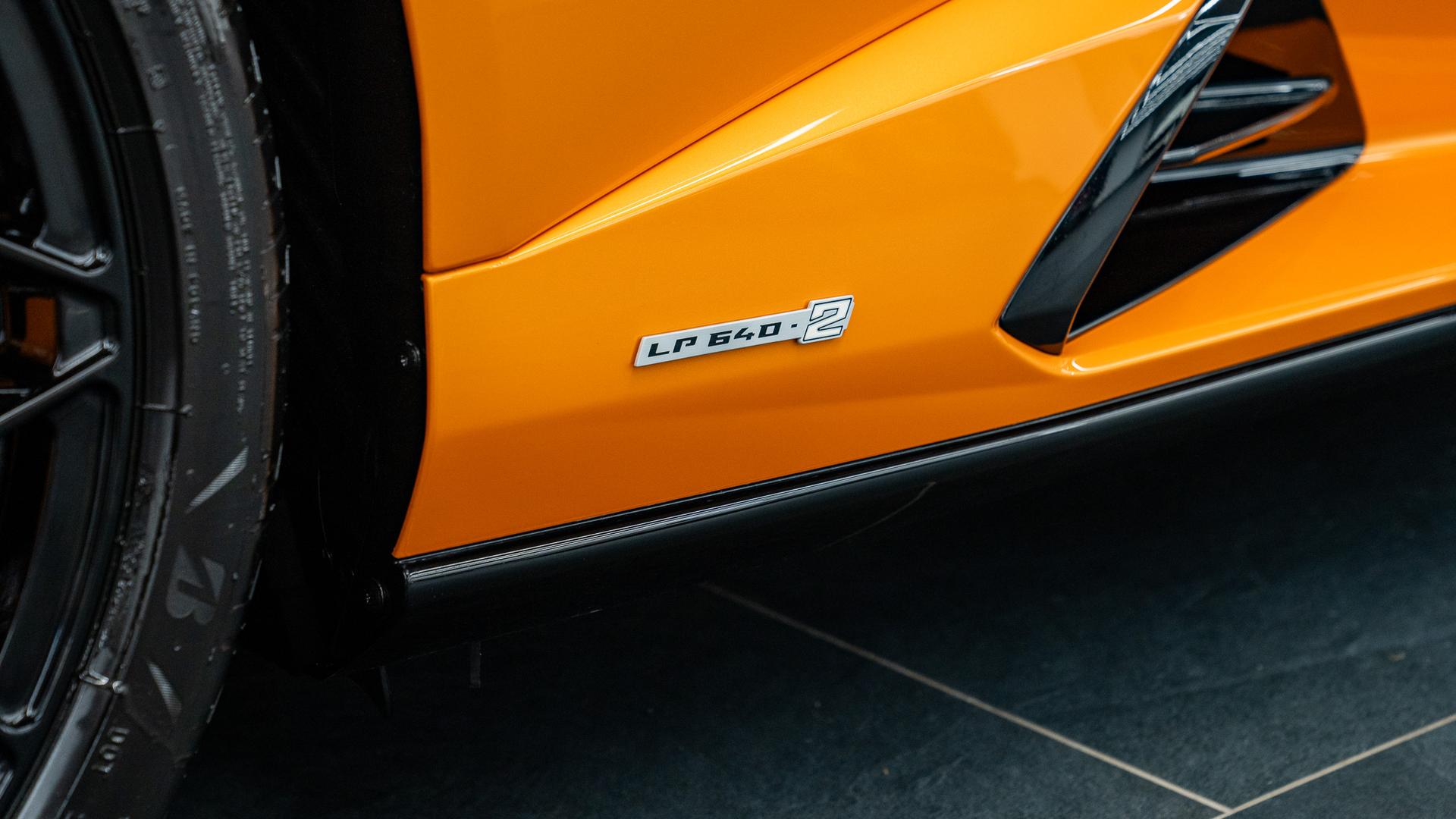 LAMBORGHINI Huracan Photo bc210eba-c069-461d-a6e8-b1b7a65160d3.jpg