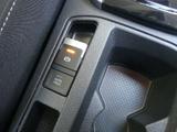 Volkswagen T-Roc Photo 29
