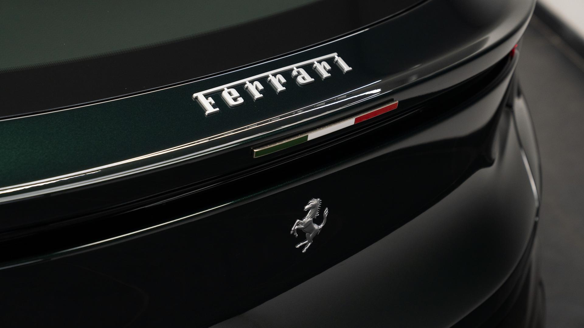 Ferrari Purosangue Photo bc298ea0-dbf5-4173-a86f-f1b060e97c8b.jpg