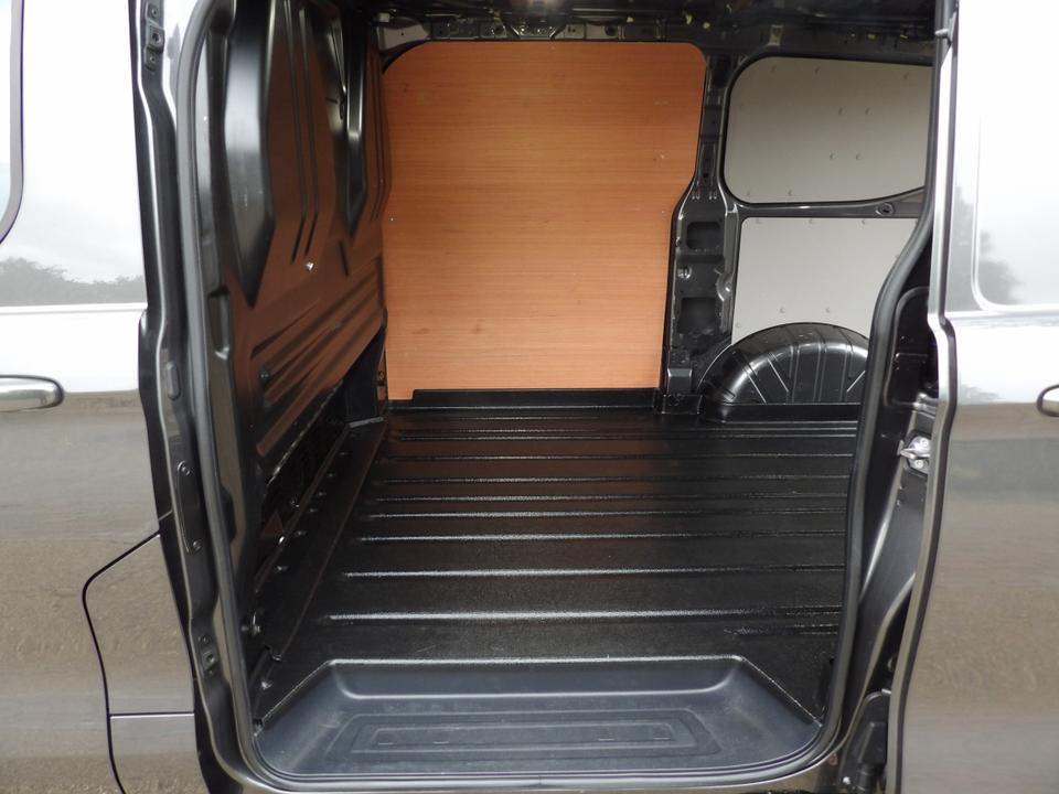 Used Ford Transit Custom YM73UHP 8