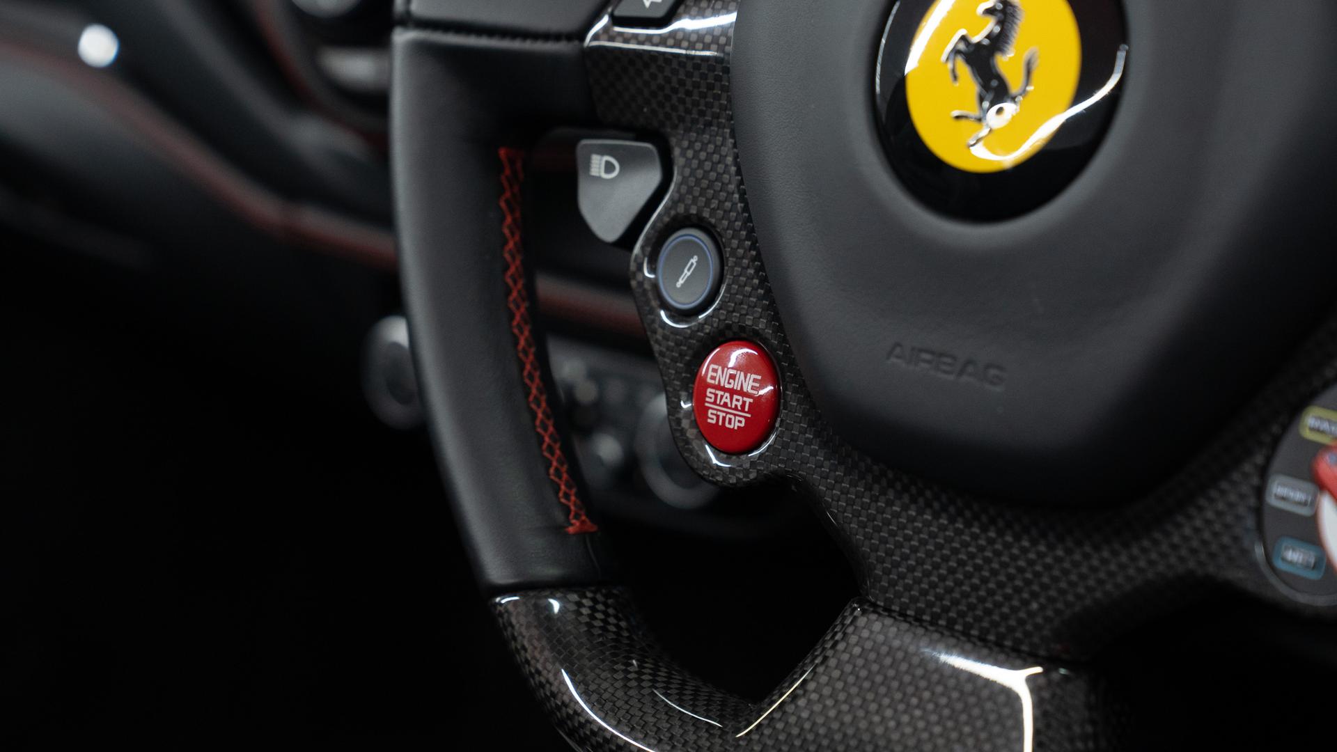 Ferrari 488 Photo bc487b8e-6d8f-4df6-bb4f-c620f5e5e5b0.jpg