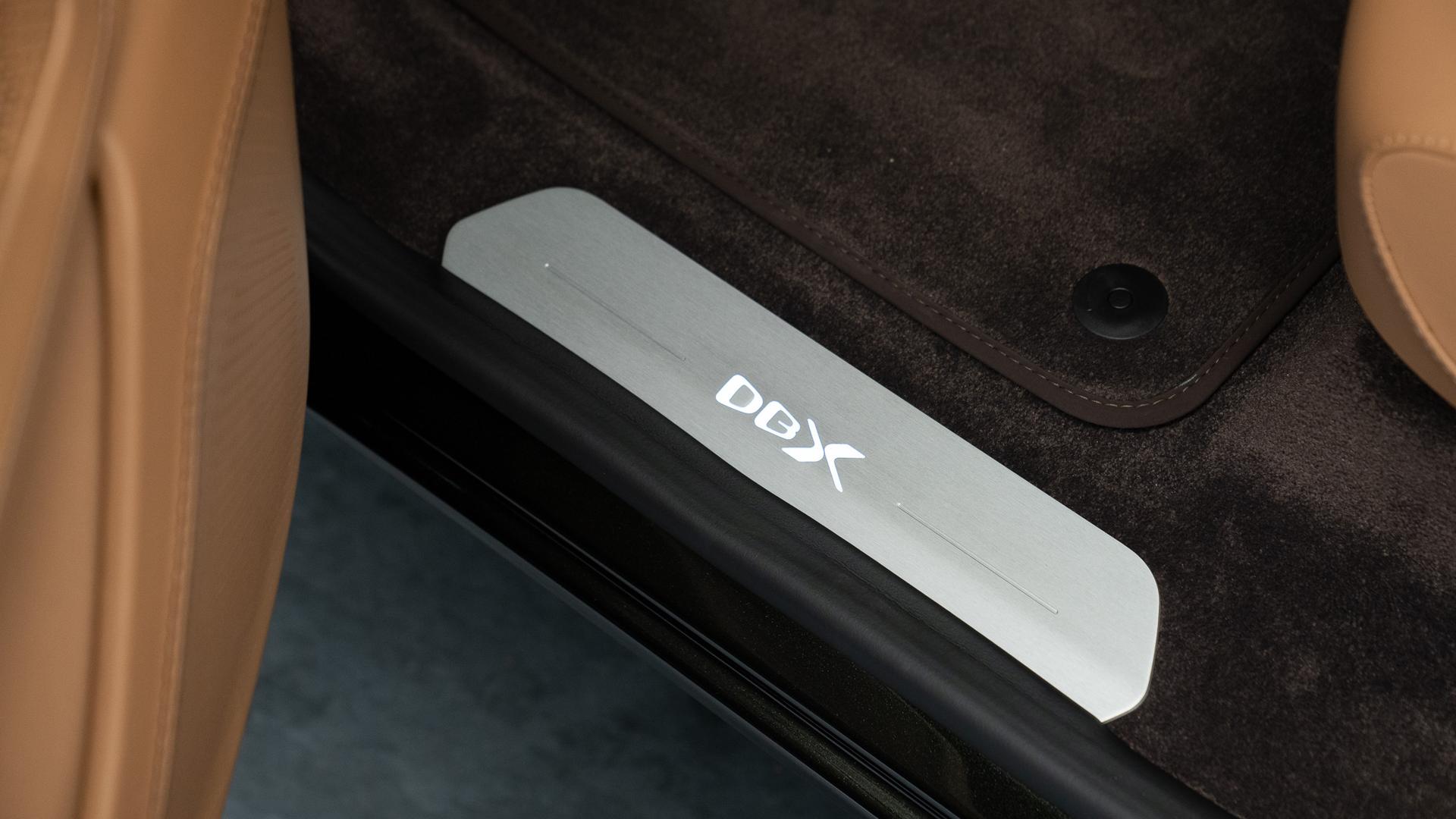 Aston Martin DBX Photo bc4b1f64-9bdd-4144-b9f3-51ea4831182c.jpg