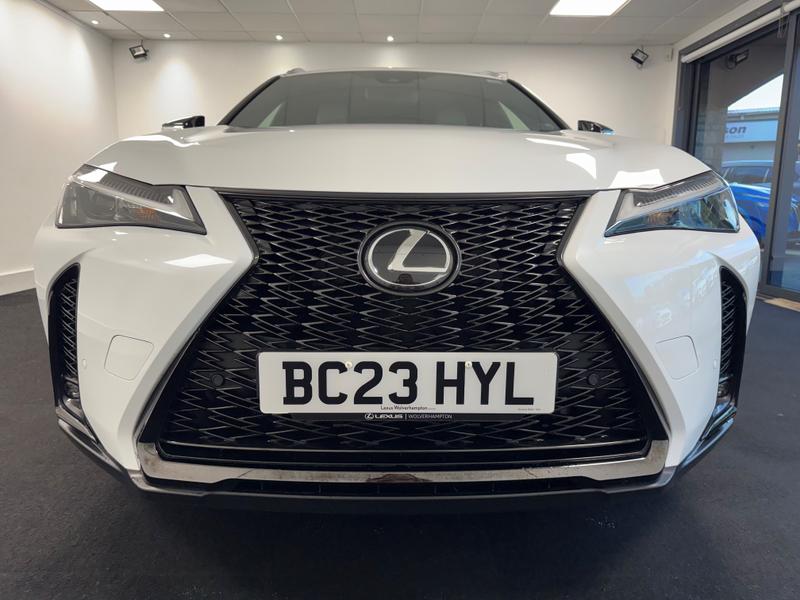 Lexus UX Photo bc59433f-3f29-4872-a726-89f5f9767386.jpg
