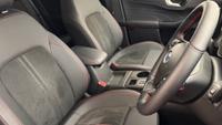 Ford Kuga Photo 18