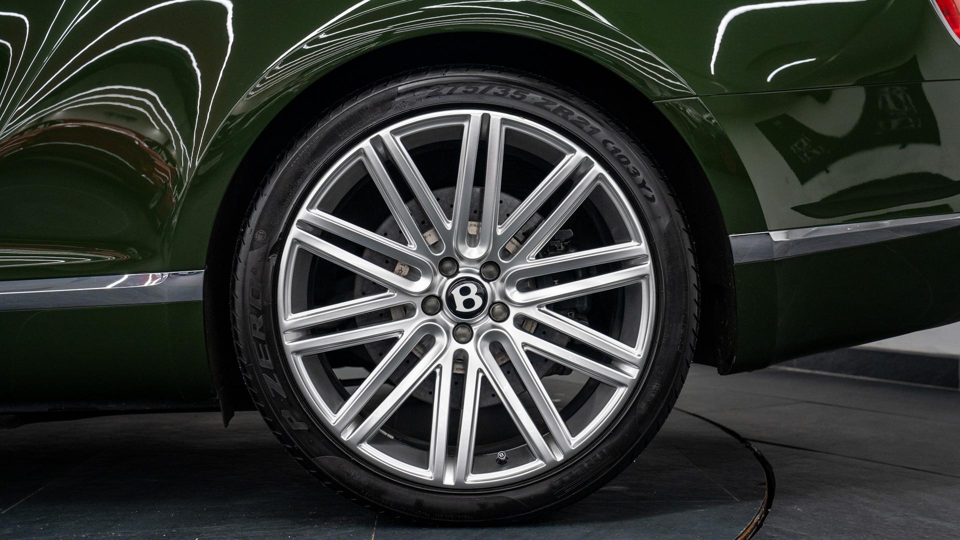 ~ Continental Photo bc61df6d-90e8-4753-ada7-6d60dd4ba206.jpg