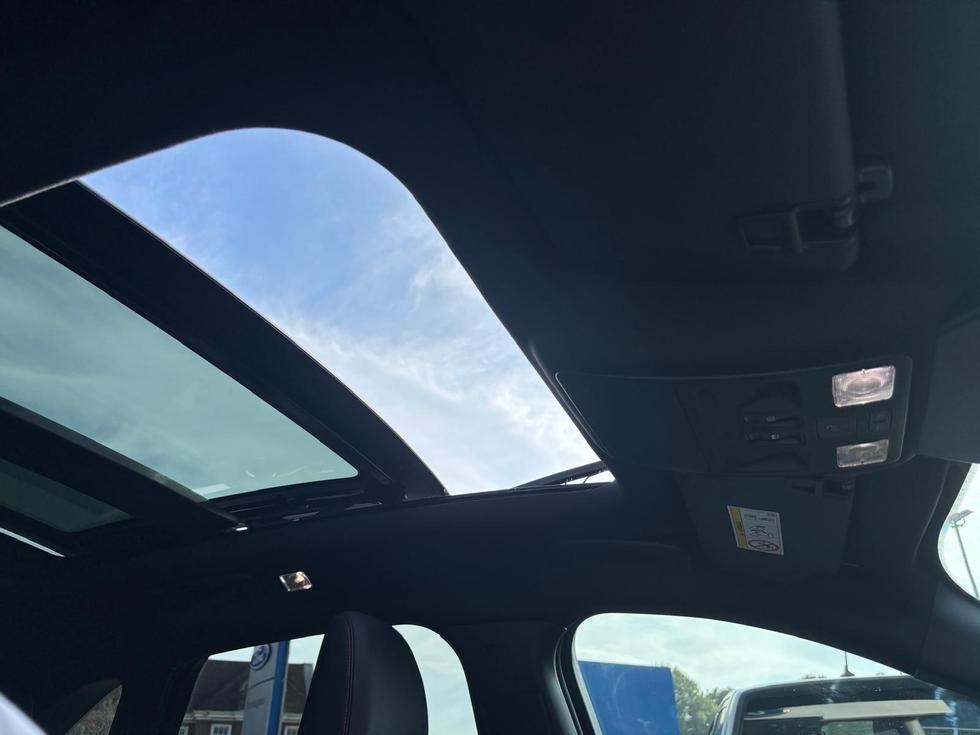 Ford Kuga Photo bc74114e-584d-4a9f-9d73-9ae2c0ba381d.JPG