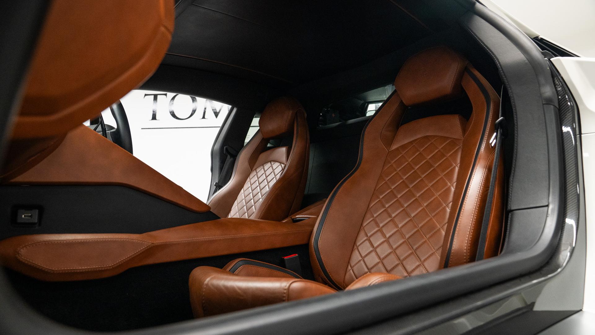 LAMBORGHINI Aventador Photo bc79df57-5f3d-4b75-a966-97f331d5856a.jpg