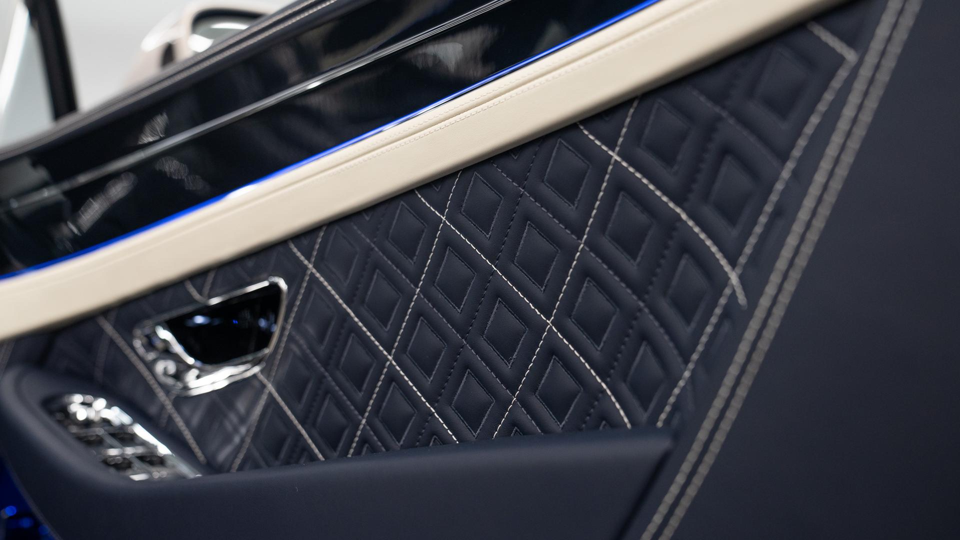 Bentley Continental GTC Photo bc7c5a6f-7b2e-49dd-ad06-9dd630a07b5f.jpg