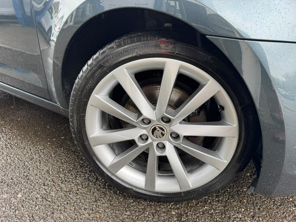 Skoda Octavia Photo bc7d64d2-8b33-4a17-a581-79e95e546ecb.jpeg