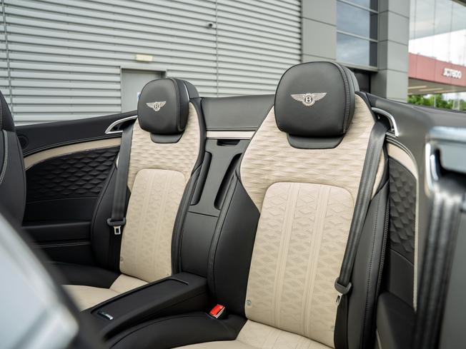 BENTLEY Continental GTC  Photo 23