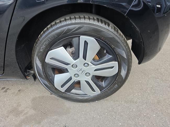 Honda Jazz Photo bc801a47-d8c8-489a-a177-58378eb6941d.jpg
